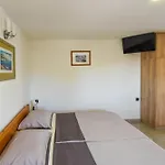 With Parking Space Banjol, Rab - 14134 Apartament Banjol