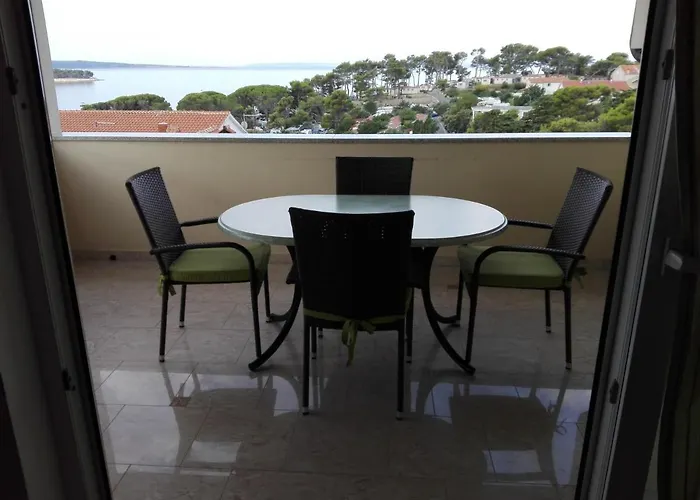 Apartamento With Parking Space Banjol, Rab - 14134 *
