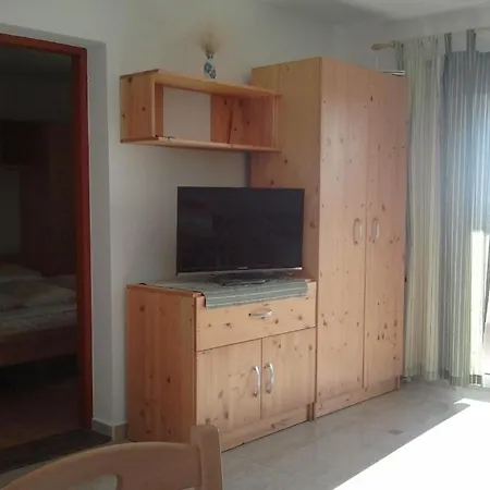 Apartment With A Parking Space Banjol, Rab - 14134 Banjol