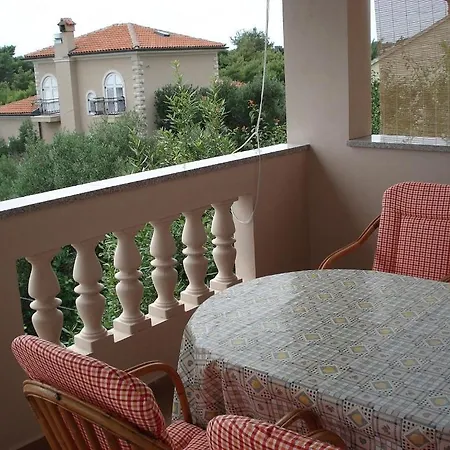 Apartment With A Parking Space Banjol, Rab - 14134 Banjol