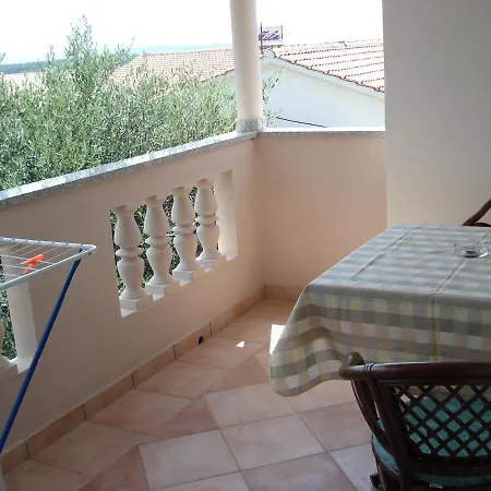 With A Parking Space Banjol, Rab - 14134 Apartment *